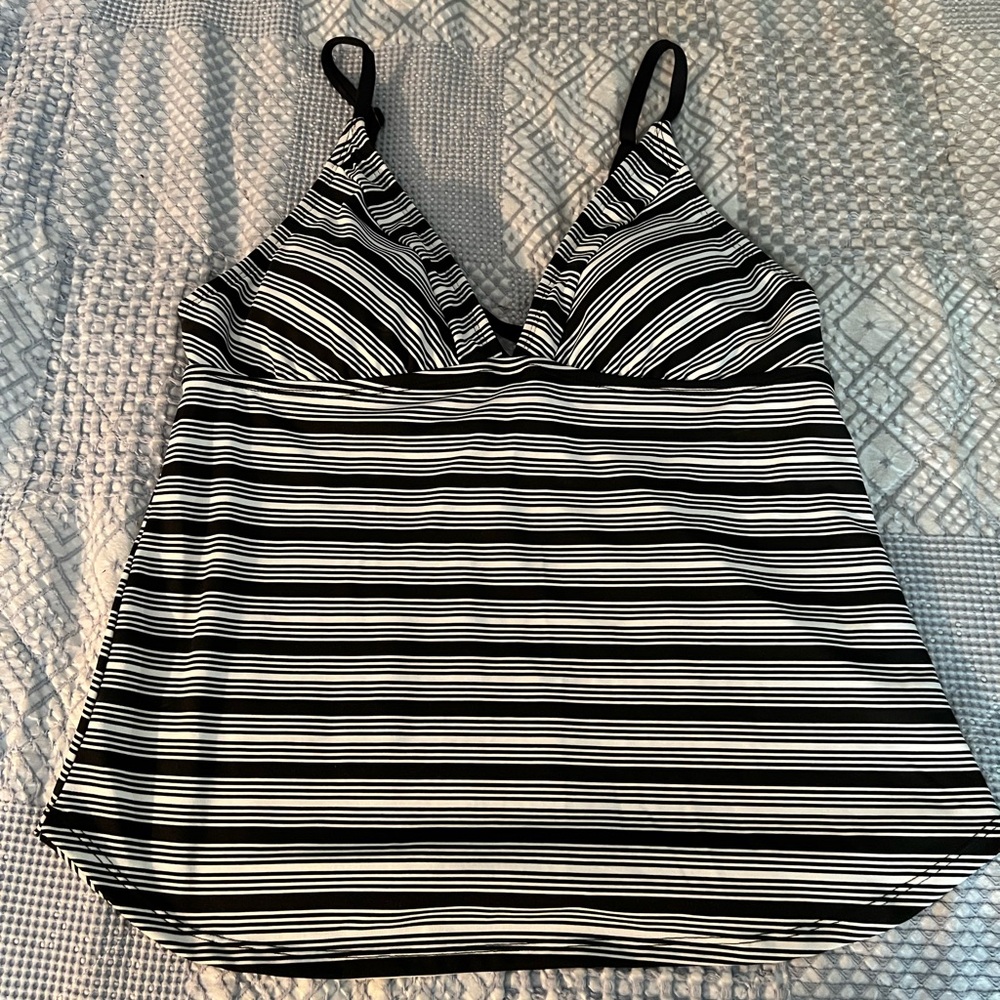 a.n.a Black and White Ruffled Camisole Bikini